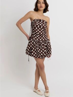 Polka Dot Strapless Bubble Hem Dress in Brown